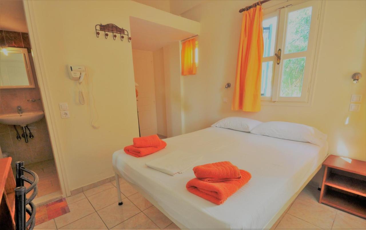 Santorini Camping/Rooms Fira  Luaran gambar