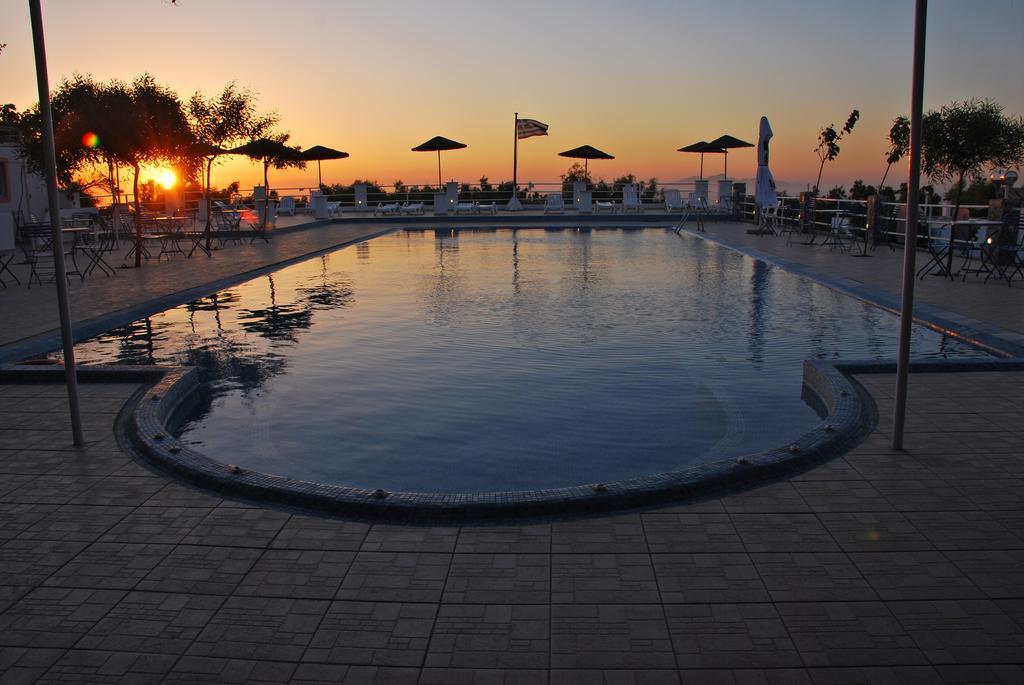 Santorini Camping/Rooms Fira  Luaran gambar